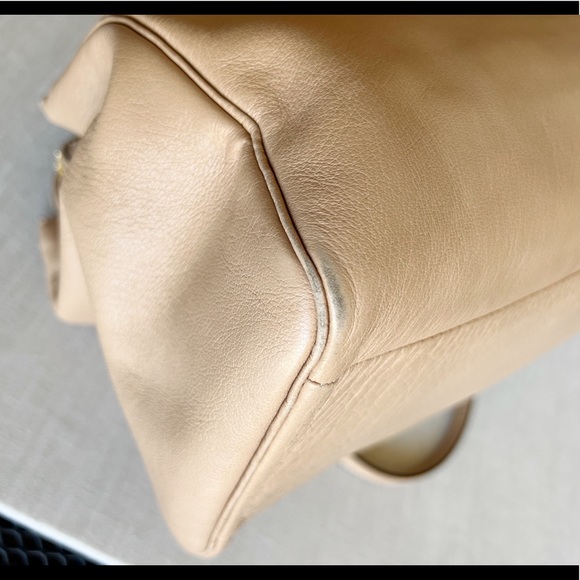 Coach Beige Leather Purse - Picture 12 of 16